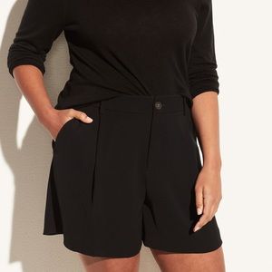 Vince Pleat Front Short